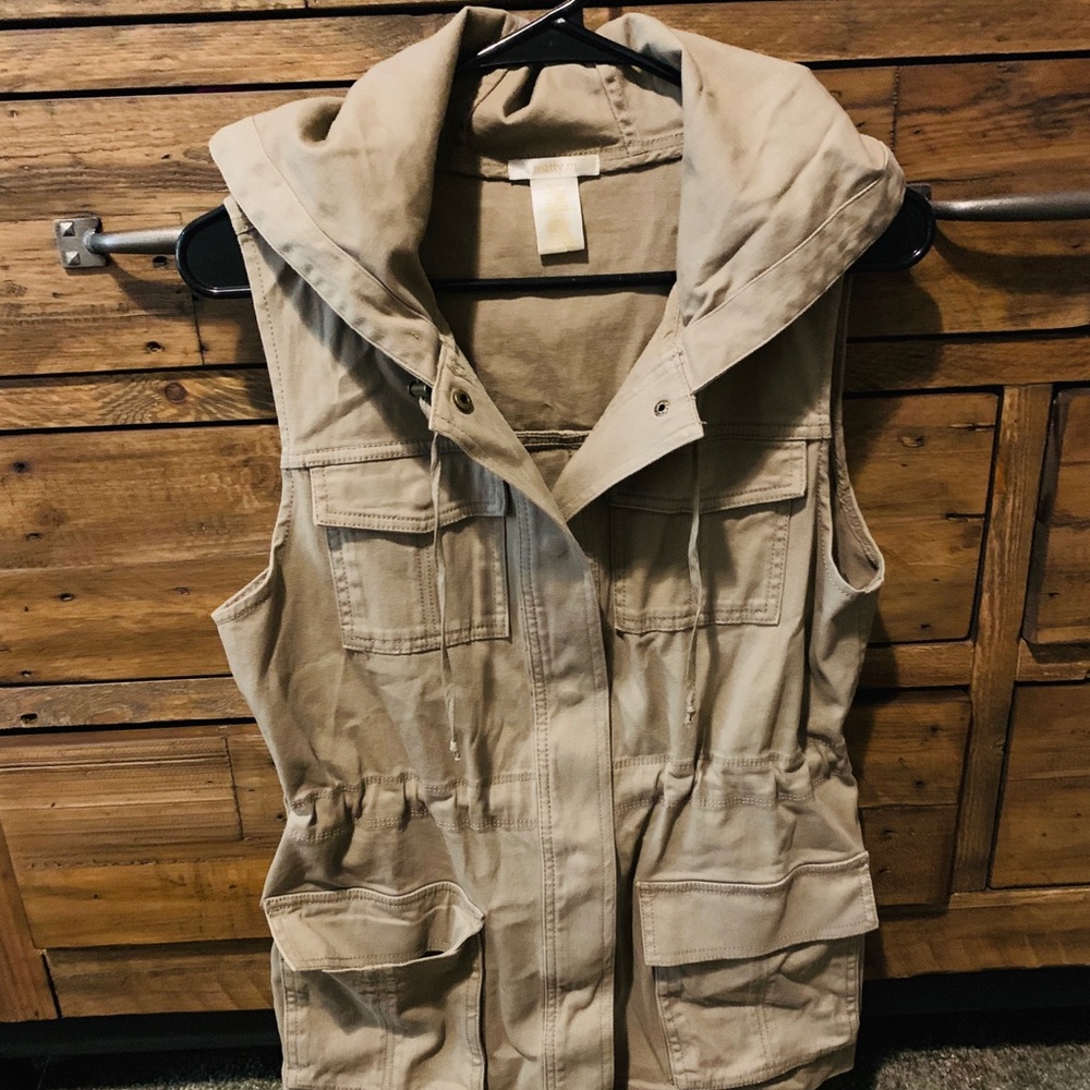 Hooded vest